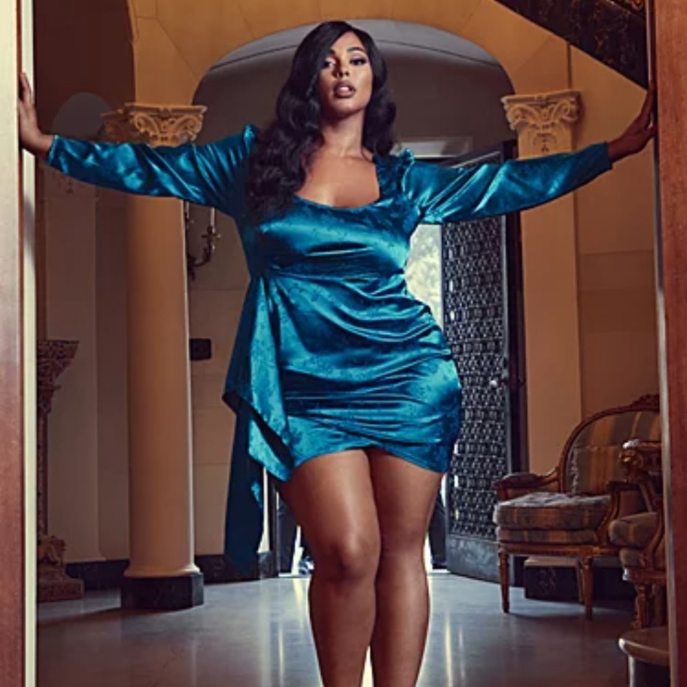 Fashion to figure satin dress